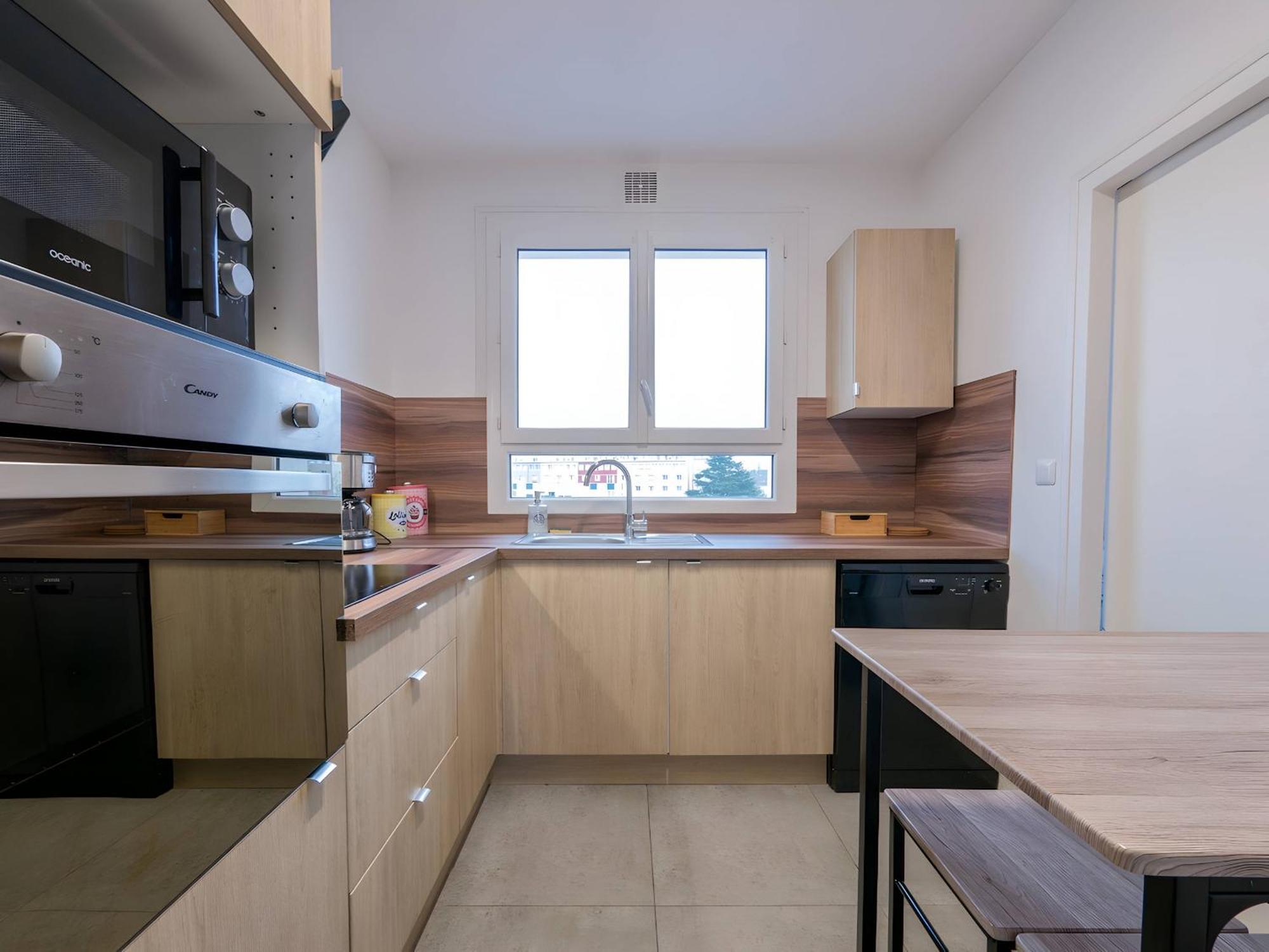 Le Spacieux - Circuit - Parking - 8 Personnes - Reve Au Mans Apartment เลอม็องส์ ภายนอก รูปภาพ